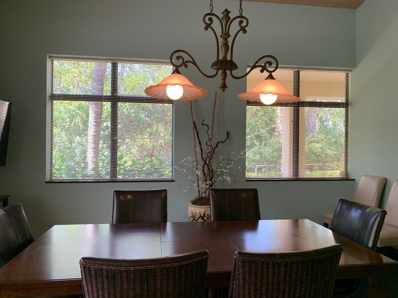 More Photos Of 1025 W Indiantown Rd, Jupiter Office For Lease