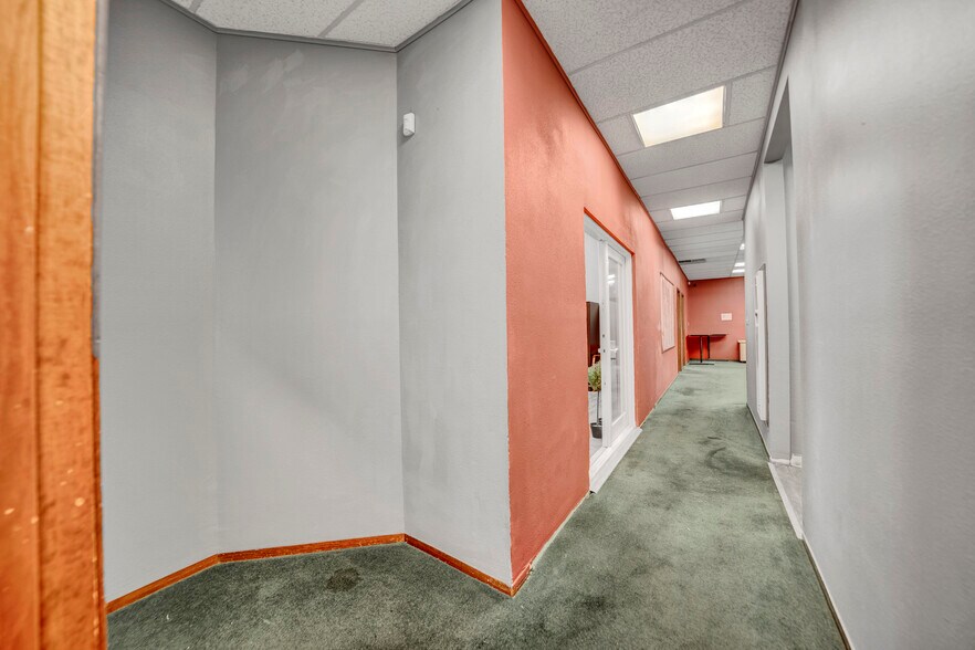 More Photos Of 333 E Channel St, Stockton Loft Creative Space For Sale