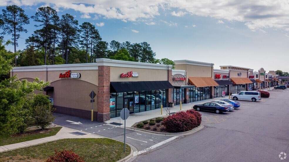 More Photos Of 2800 Gillespie St, Fayetteville General Retail For Sale