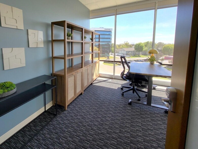 More Photos Of 6301 Gaston Ave, Dallas Coworking Space
