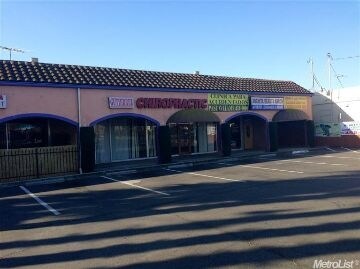 More Photos Of 3330-3390 Fruitridge Rd, Sacramento Restaurant For Sale