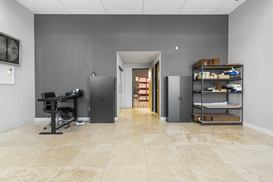 More Photos Of 861 Harold Pl, Chula Vista Research And Development For Sale