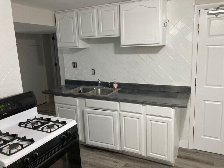 More Photos Of , Milwaukee Multifamily For Sale