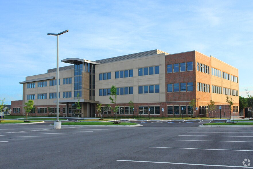 More Photos Of 9301 W 74th St, Merriam Office For Sale