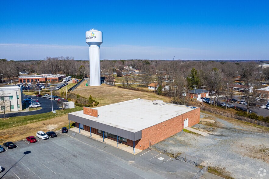 More Photos Of 2725 Old Monroe Rd, Matthews Freestanding For Lease
