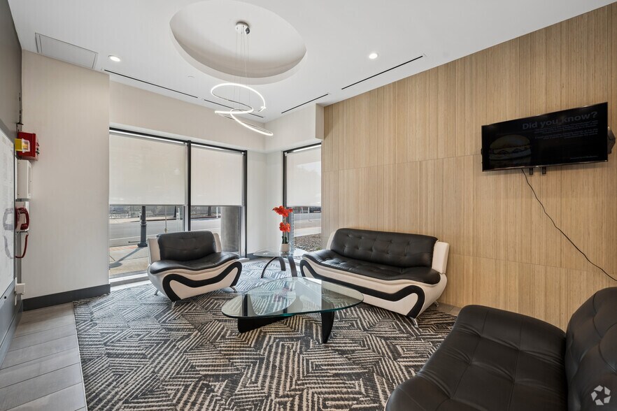 More Photos Of 1275 N Santa Fe Dr, Denver Apartments For Lease