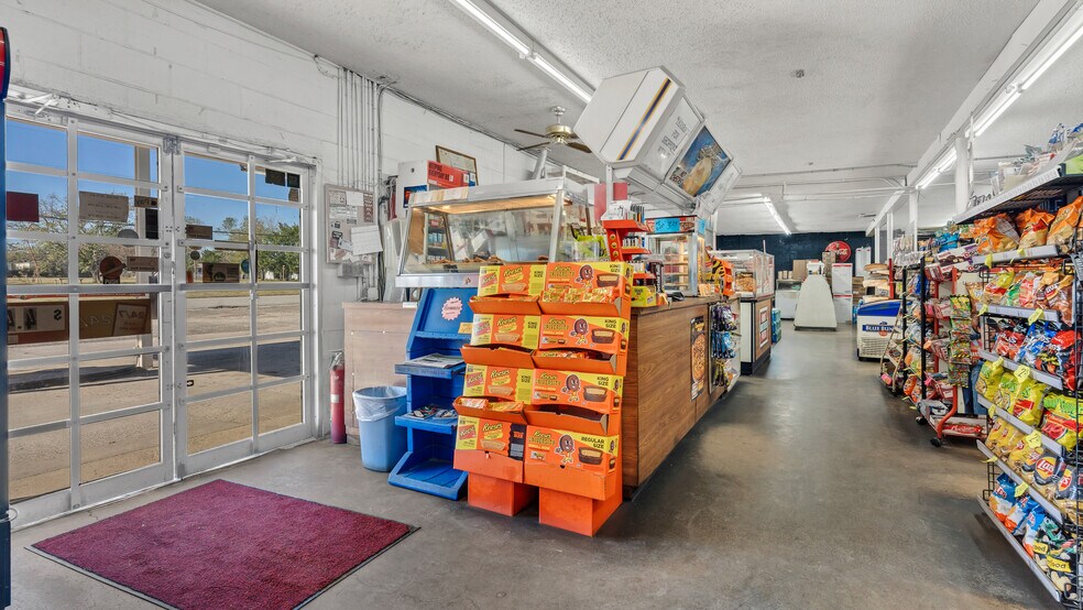 More Photos Of 6578 Meridian Rd, Lone Grove Convenience Store For Sale