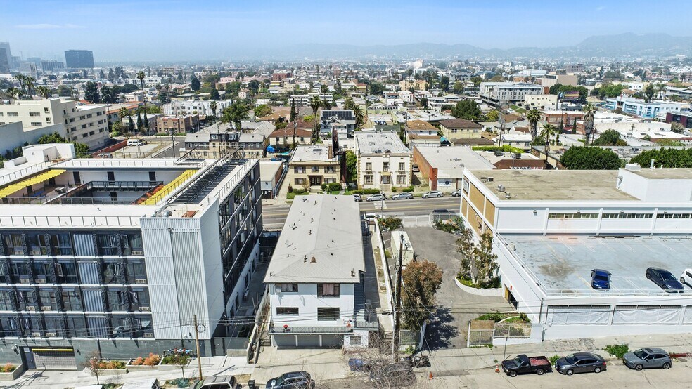 More Photos Of 151 S Mountain Vw, Los Angeles Apartments For Sale