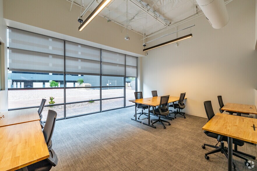 More Photos Of 3110 N Central Ave, Phoenix Coworking Space