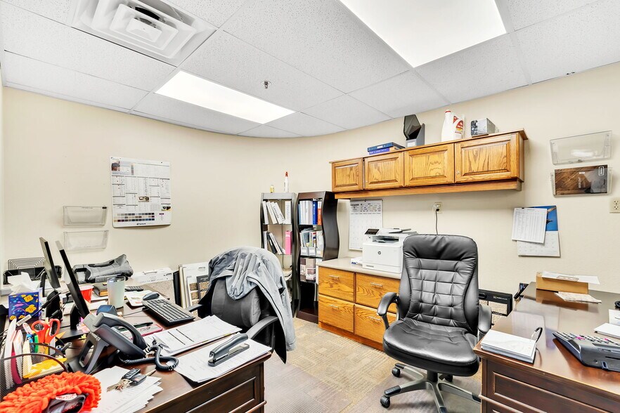 More Photos Of 2170-2180 Victor Pl, Colorado Springs Warehouse For Sale