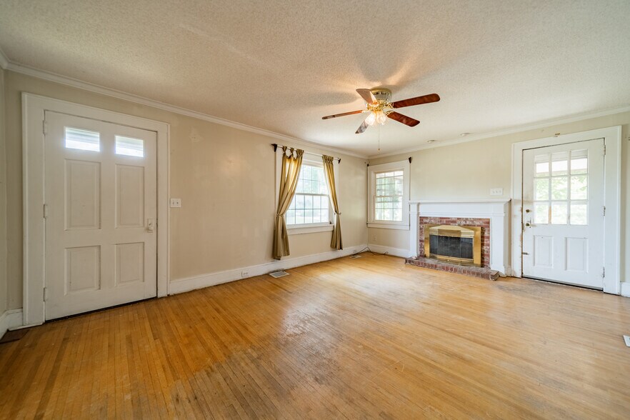 More Photos Of 3550 Warren C Coleman Blvd, Concord Office For Sale