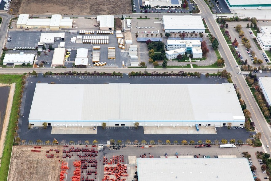 Primary Photo Of 1300 E Vine St, Lodi Distribution For Lease