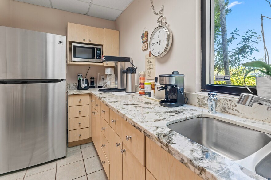 More Photos Of 13250 SW 135th Ave, Miami Loft Creative Space For Sale