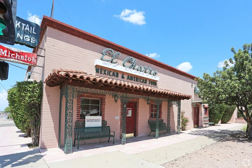 More Photos Of 105 N Country Club Dr, Mesa Restaurant For Sale