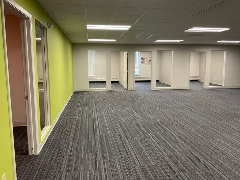 More Photos Of 3659 Green Rd, Beachwood Office For Lease