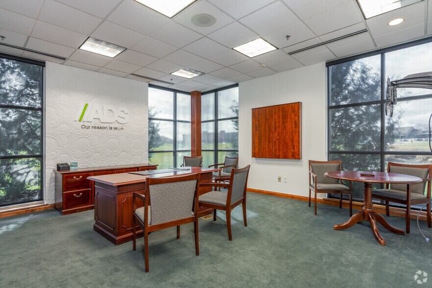 More Photos Of 4640 Trueman Blvd, Hilliard Office For Lease