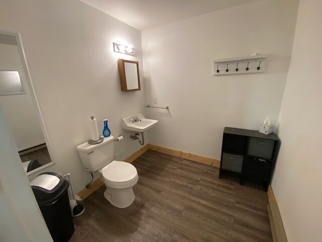 More Photos Of 1661 S Nebo Rd, Yorktown Warehouse For Sale