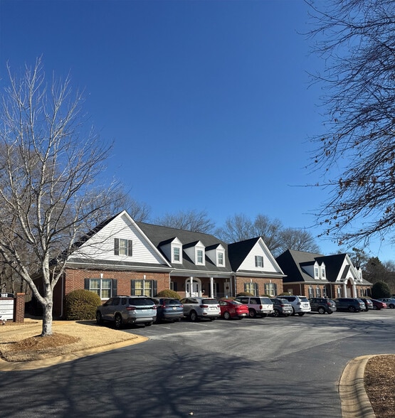 Primary Photo Of 102 Commons Blvd, Piedmont Office Residential For Lease