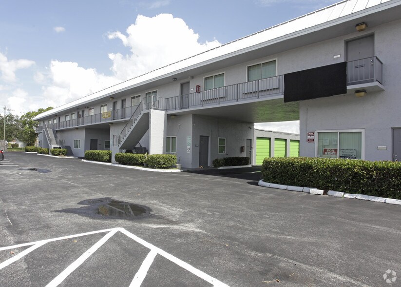 More Photos Of 2303 W Mcnab Rd, Pompano Beach Self Storage For Sale
