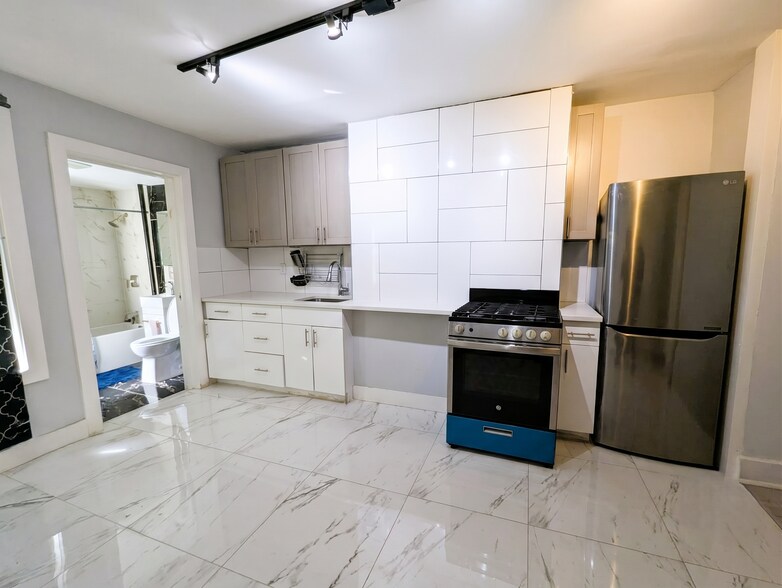 More Photos Of 173 Brunswick St, Jersey City Apartments For Sale