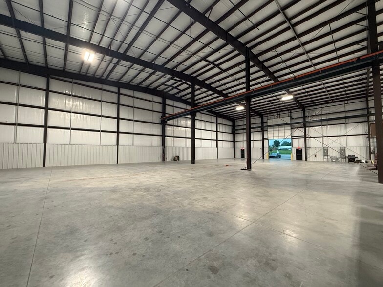 More Photos Of 1816 N 109th East Ave, Tulsa Distribution For Lease