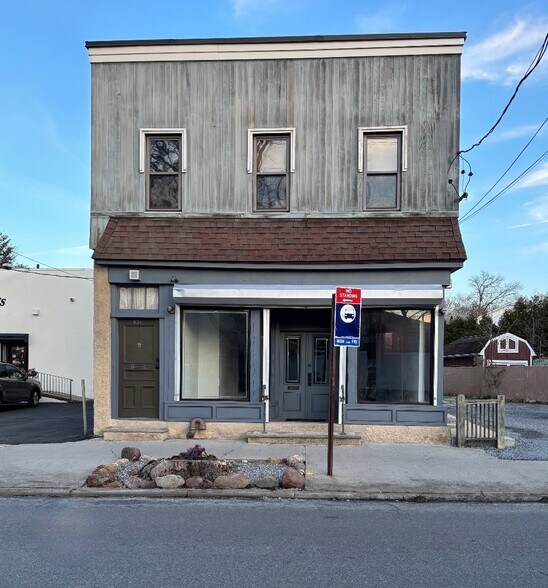 More Photos Of 521 Jewett Ave, Staten Island Storefront Retail Residential For Lease