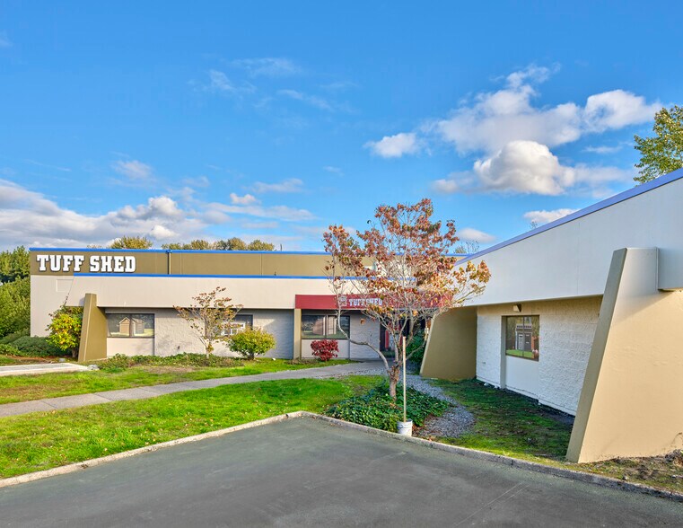 More Photos Of 17500 W Valley Hwy, Tukwila Warehouse For Lease
