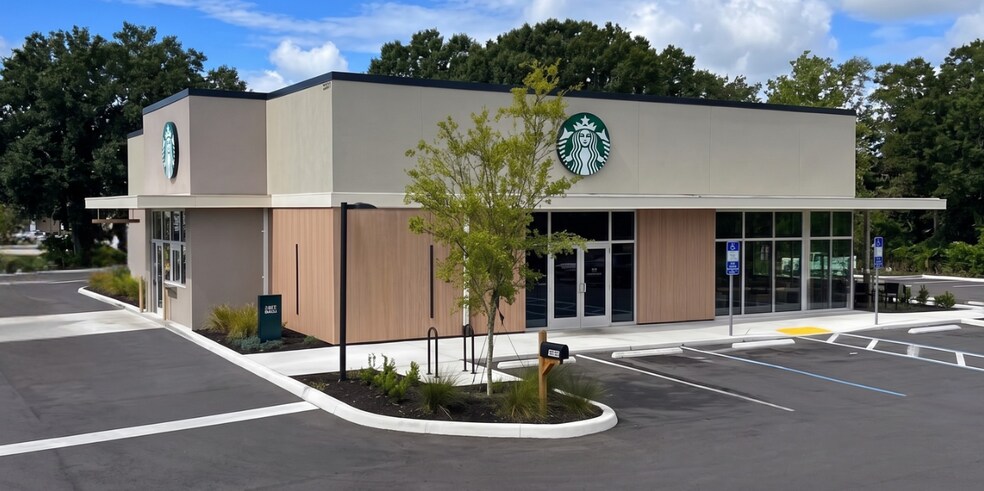 Primary Photo Of 2605 US Highway 441 S, Okeechobee Restaurant For Sale