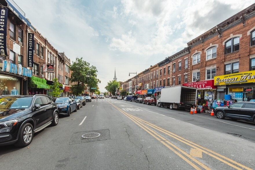 More Photos Of 844 Flatbush Ave, Brooklyn Multifamily For Sale