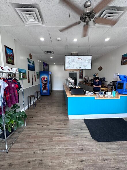 More Photos Of 1103 Goffle Rd, Hawthorne Storefront For Lease