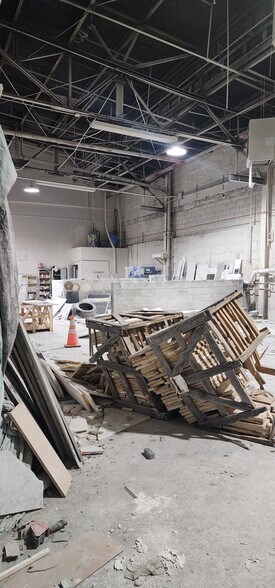 More Photos Of 2546 51st Ave, Long Island City Industrial For Lease