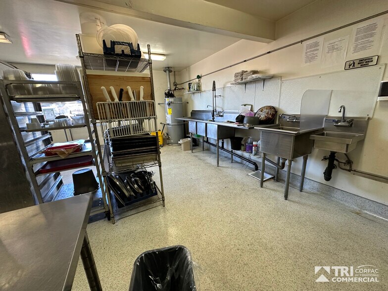 More Photos Of 4026-4044 Grass Valley Hwy, Auburn General Retail For Sale