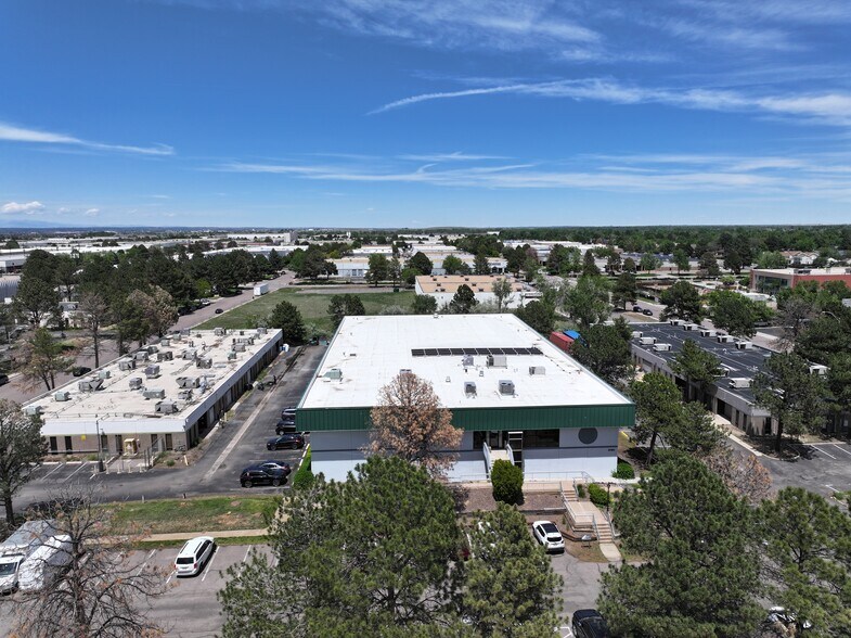 More Photos Of 4780 Oakland St, Denver Warehouse For Sale