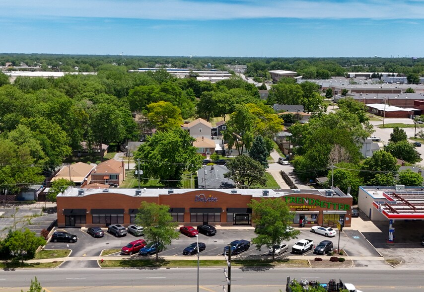 More Photos Of 16641 Halsted St, Harvey General Retail For Sale