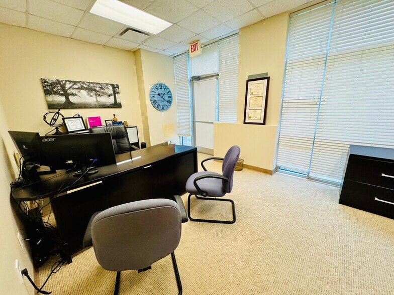 More Photos Of 2620 Arrowood Rd, Charlotte Medical For Lease