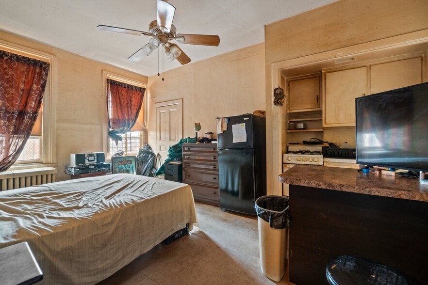 More Photos Of 2301 Maryland Ave, Baltimore Apartments For Sale