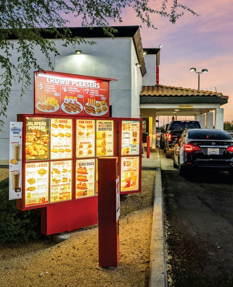 More Photos Of 6030 W Thunderbird Rd, Glendale General Retail For Sale