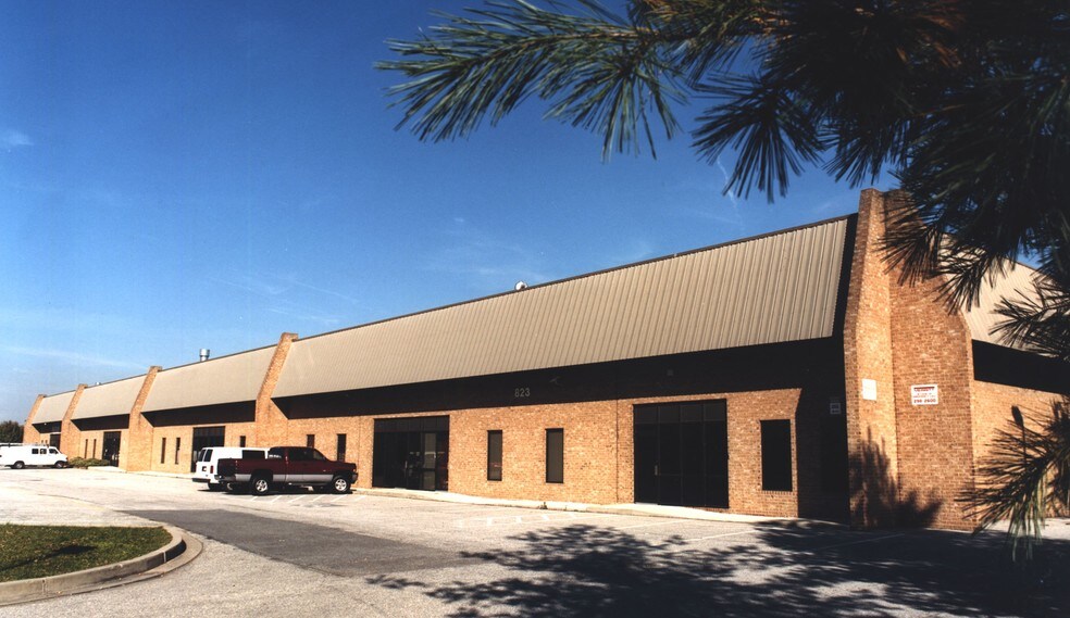 More Photos Of 825 Hammonds Ferry Rd, Linthicum Flex For Lease