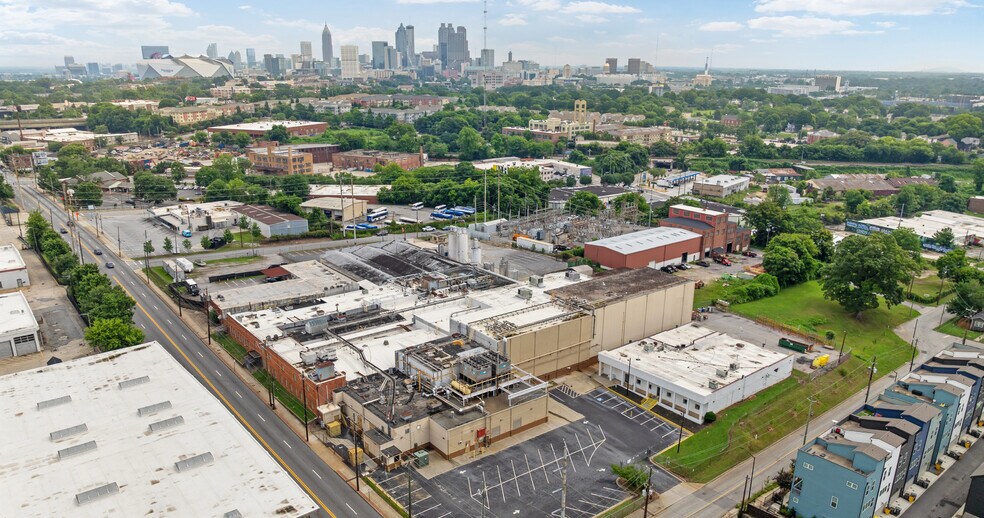 More Photos Of 720 Metropolitan Pky SW, Atlanta Manufacturing For Lease