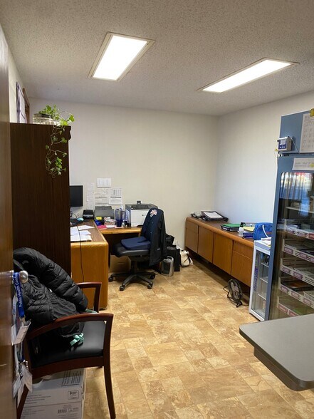 More Photos Of 421 Main St, Tarkio Medical For Sale