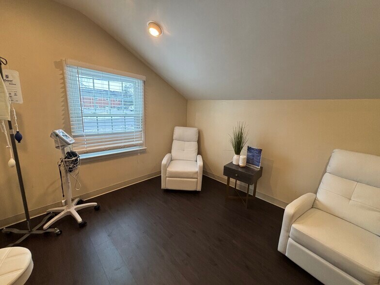 More Photos Of 103 E Gate Dr, Cherry Hill Medical For Sale