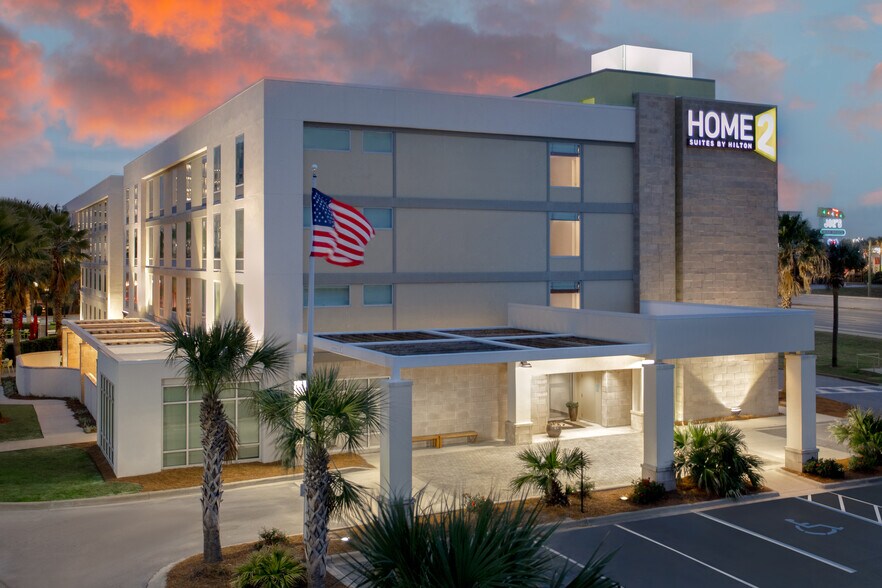 More Photos Of 14060 Emerald Coast Pkwy, Destin Hotel For Sale