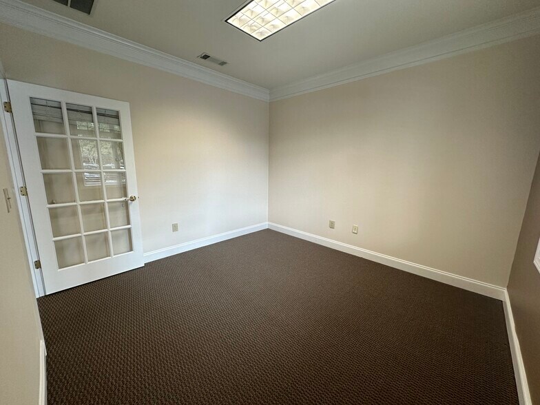 More Photos Of 3790 Holcomb Bridge Rd, Peachtree Corners Medical For Lease