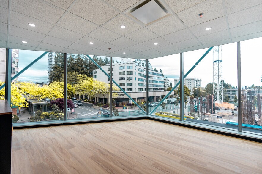 More Photos Of 1493 Foster St, White Rock Apartments For Sale