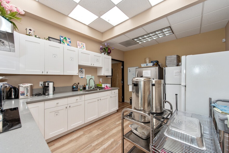 More Photos Of 17500 Red Hill Ave, Irvine Office Residential For Lease