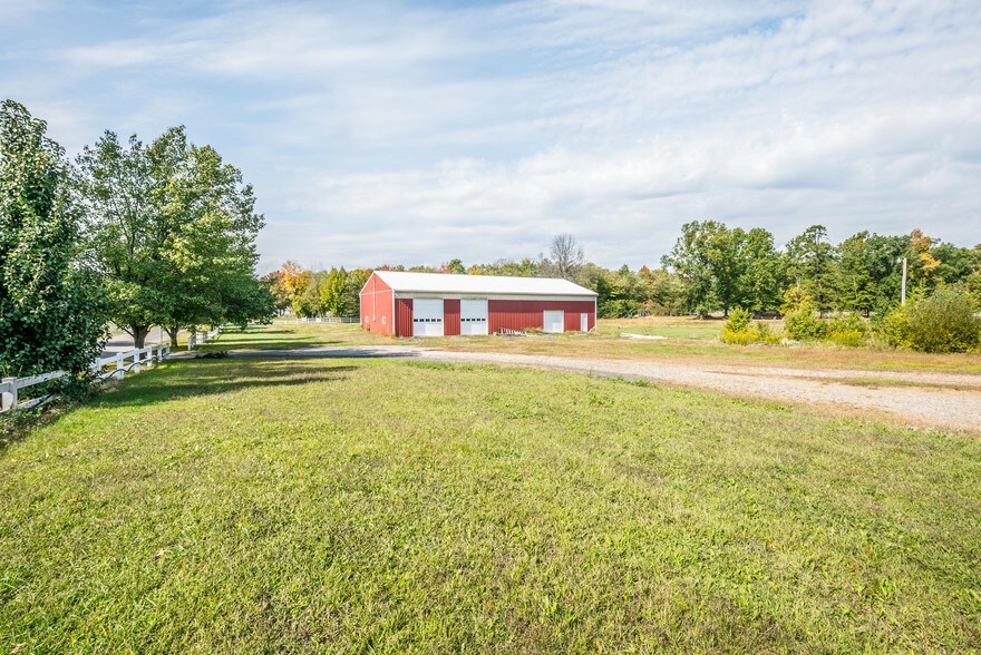 405 Spotswood Gravel Hill Rd, Monroe Township, NJ 08831 Restaurant