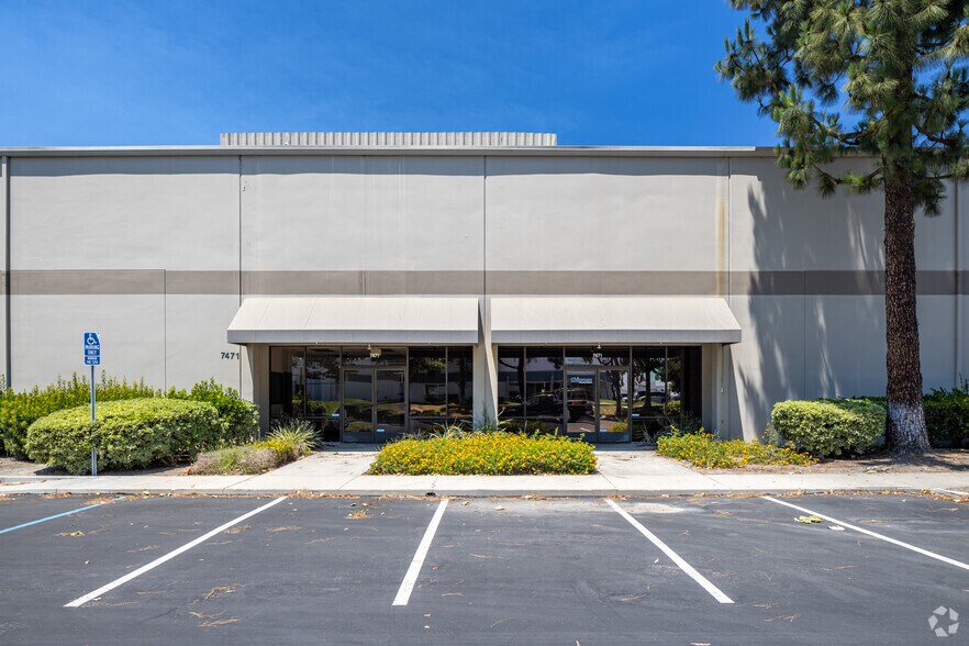 More Photos Of 7361-7471 Doig Dr, Garden Grove Warehouse For Lease