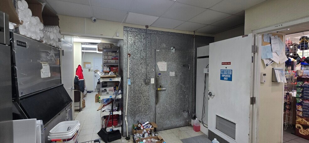 More Photos Of 1190 Clear Lake City Blvd, Houston Convenience Store For Lease
