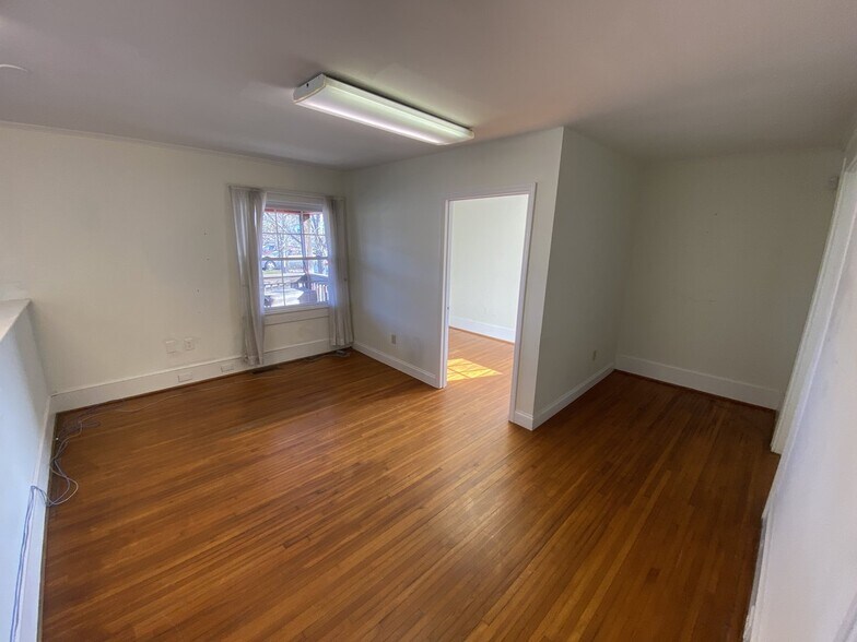 More Photos Of 785 Davidson Dr, Concord Medical For Sale