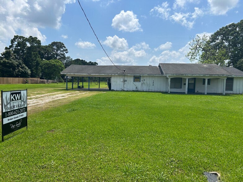 Primary Photo Of 1420 S 29th St, Nederland Land For Sale